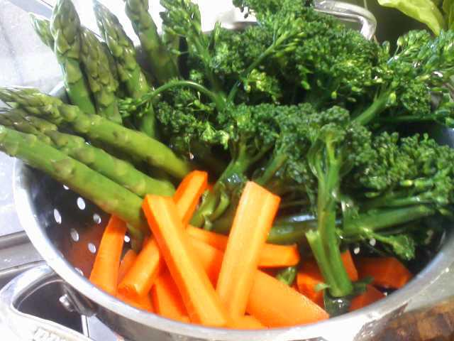 303731_2078958980741_2092111165_n